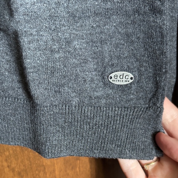 Gray Women's Sweatshirt - Picture 4 of 6